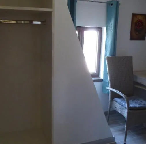 Sklar Nový Bor
